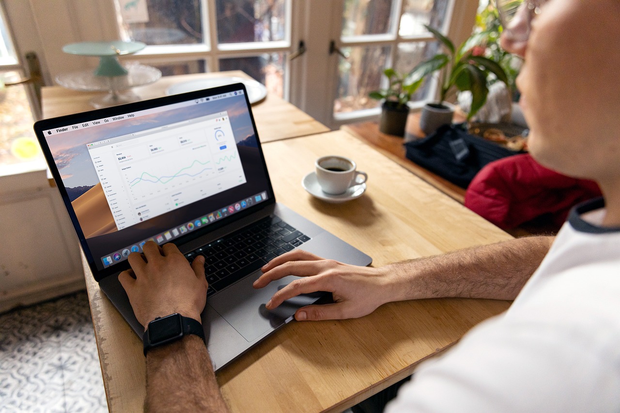 Crafting Conversations: The Art Of AI Chatbot Design