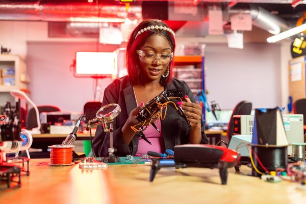 AIs Edge: Smarter Devices, Faster Insights, Real Impact