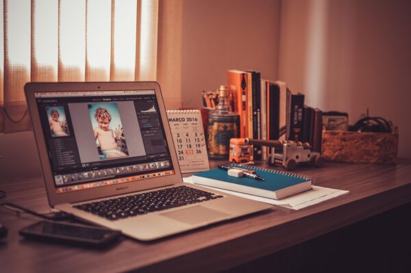 Beyond The Algorithmic Hustle: AI Freelance Frontiers
