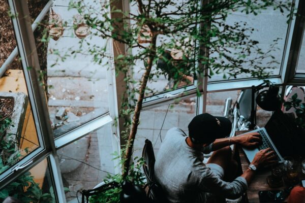 AI-Powered Code: Refactor Faster, Debug Smarter