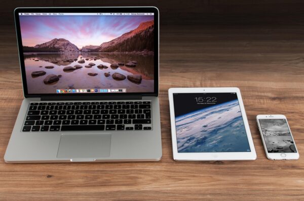 AI Landing Pages: Hyper-Personalized Conversion Machines?
