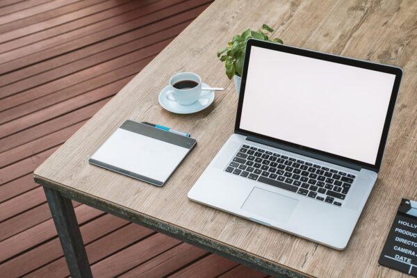 AI-Powered Profits: Monetizing Niche Expertise
