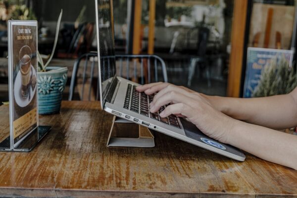 Decoding The Chatbot Revolution: Smarter, Faster, Friendlier?