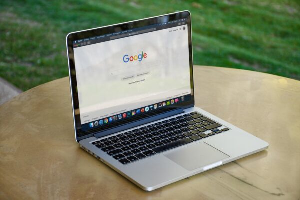 AI: Social Medias New Architect And Algorithm