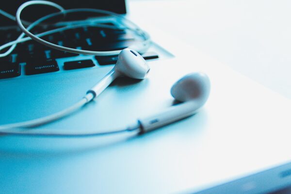 AI Frameworks: Choosing The Right Foundation