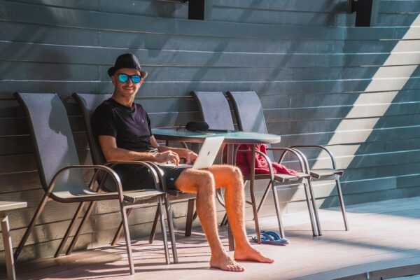 Beyond Human: Scaling With AI Freelancers