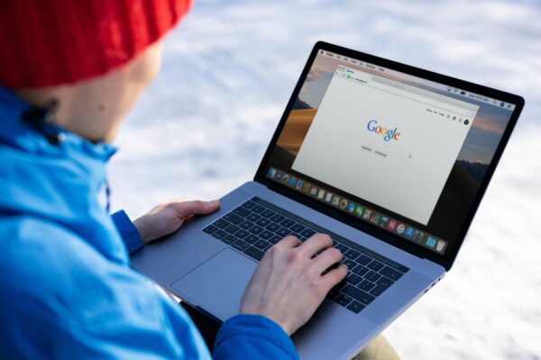 AI Landing Pages: Conversion Without The Coding Chaos